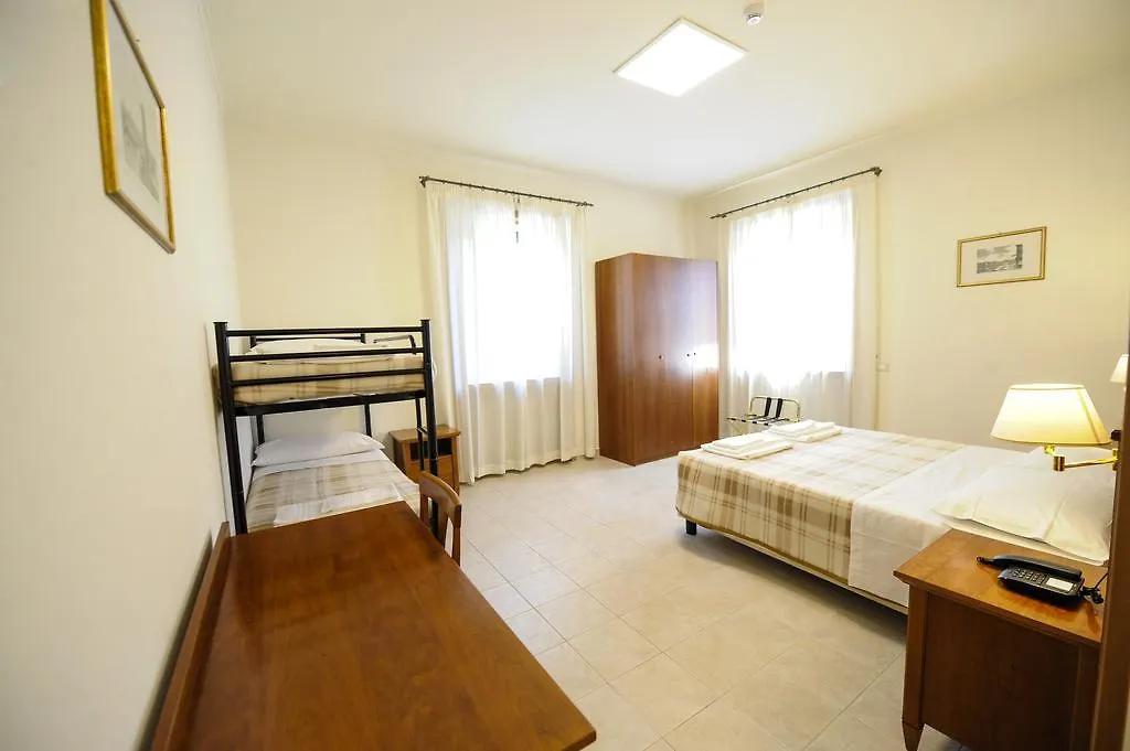 Hotel Casa Caburlotto Roma