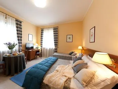 Отель Casa Caburlotto Roma