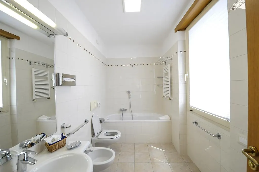 Отель Casa Caburlotto Roma