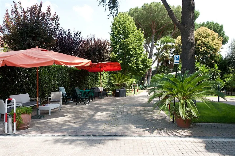 Отель Casa Caburlotto Roma Италия
