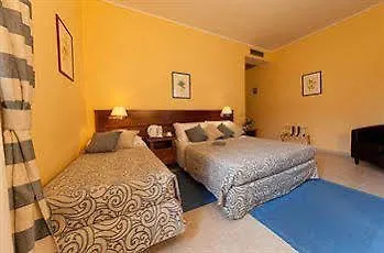Отель Casa Caburlotto Roma Рим