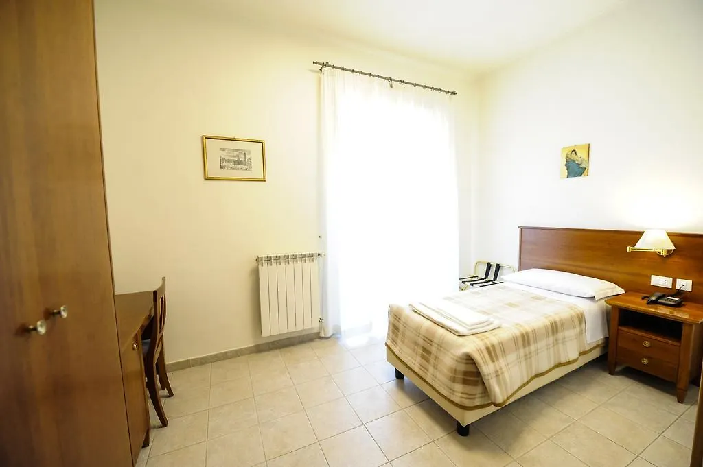Casa Caburlotto Roma Hotel