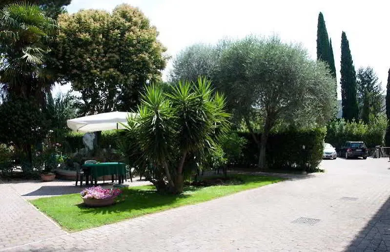 Casa Caburlotto Roma Hotel